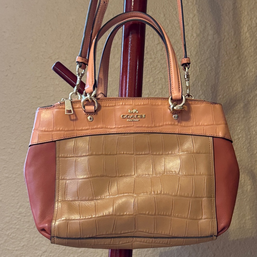 Coach BROOKE CARRYALL IN COLORBLOCK  crossbody purse